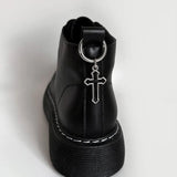 Pendant Boots