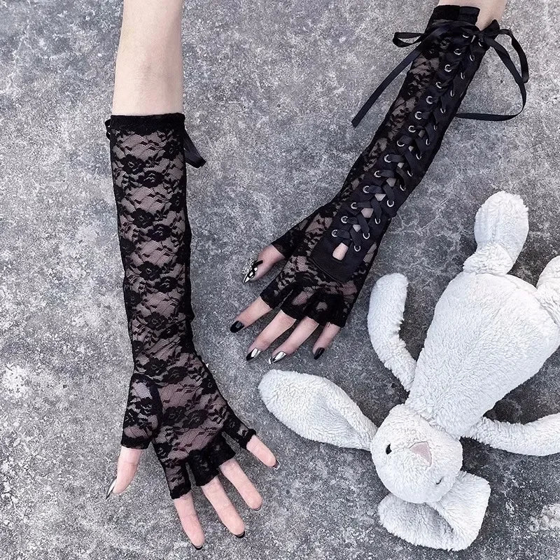 Gothic Lace Gloves